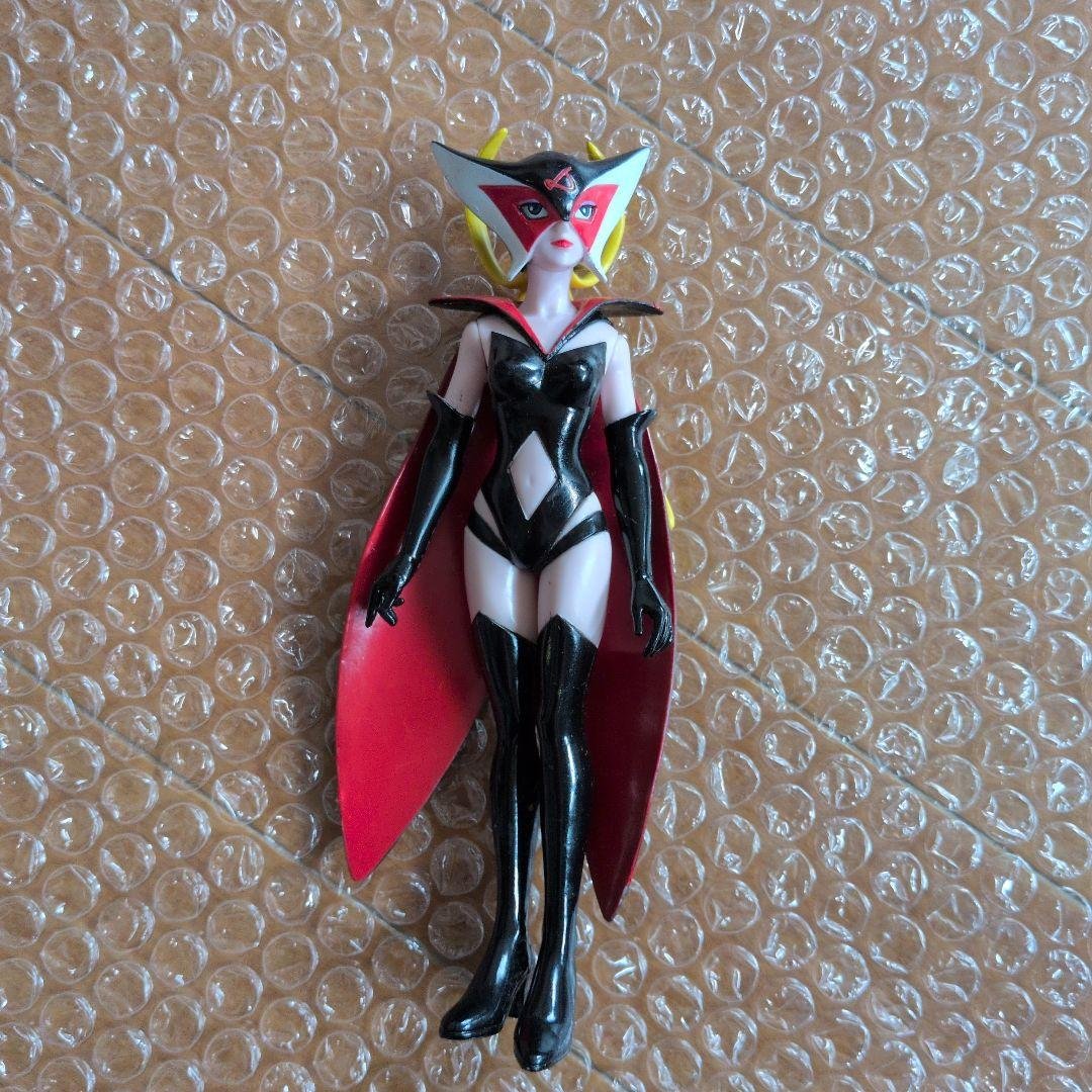 Yatterman Doronjo Figure